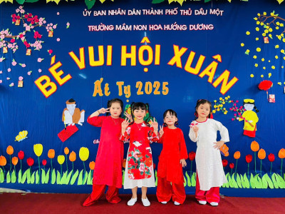 Bé Vui Hội Xuân 2025