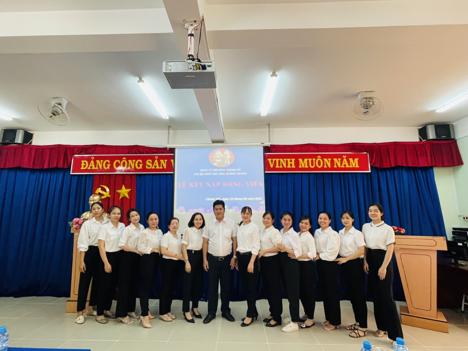lưu niệm