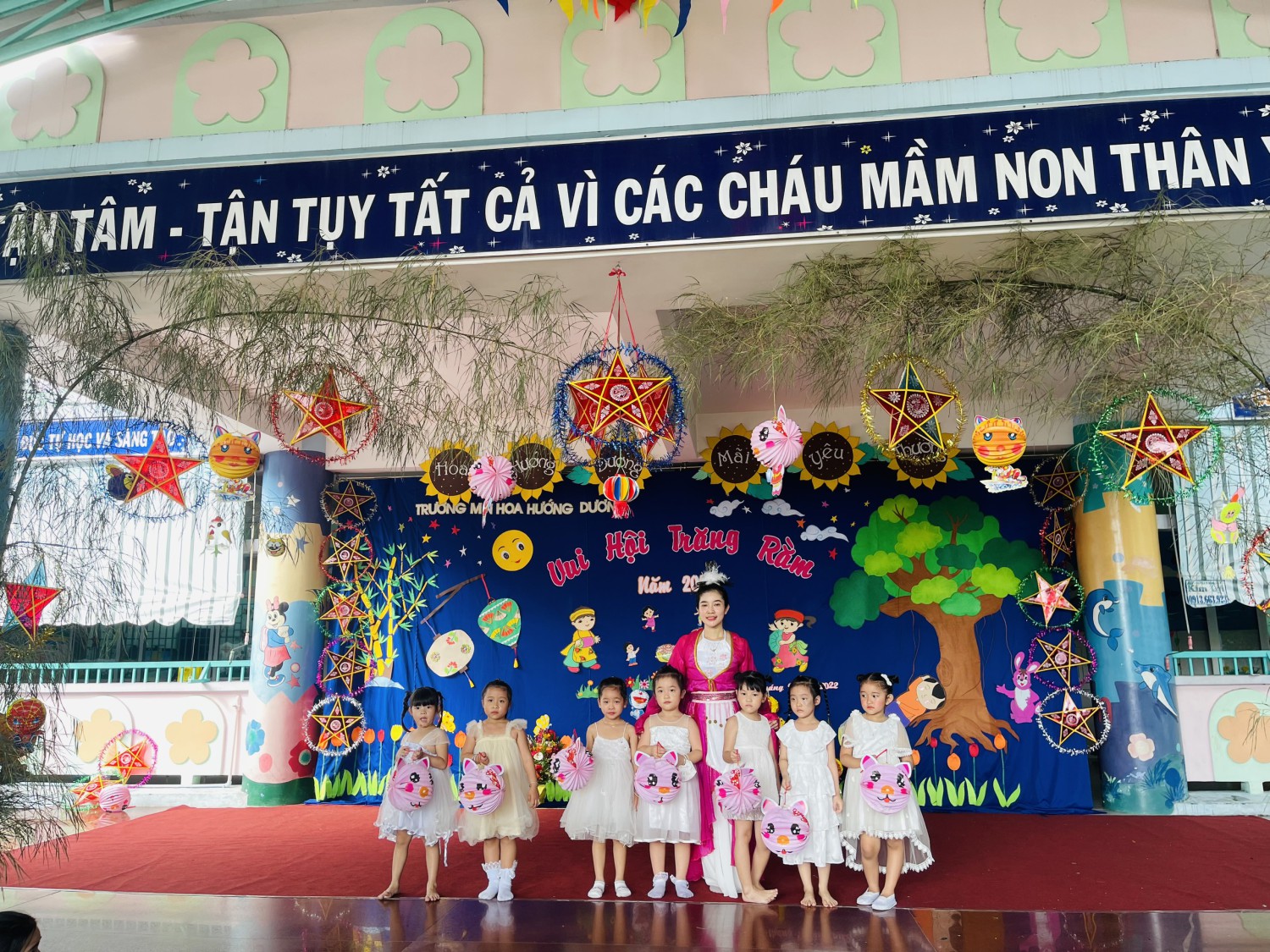 chị hằng và trẻ