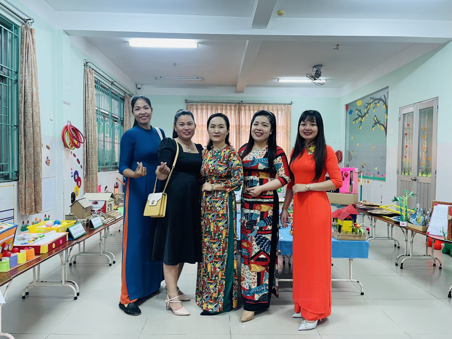 lưu niệm 2