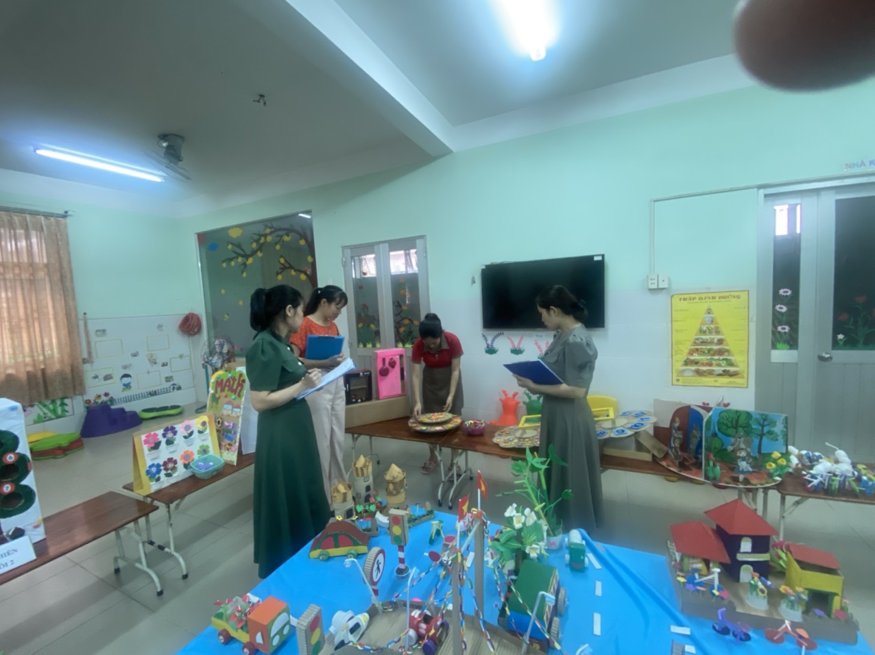 yến