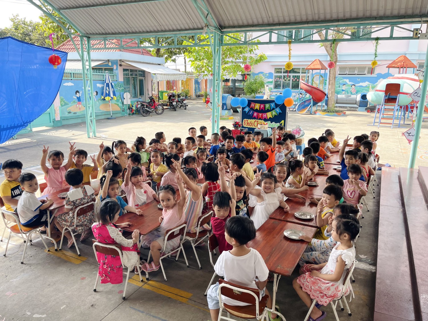 ăn tập thể chồi